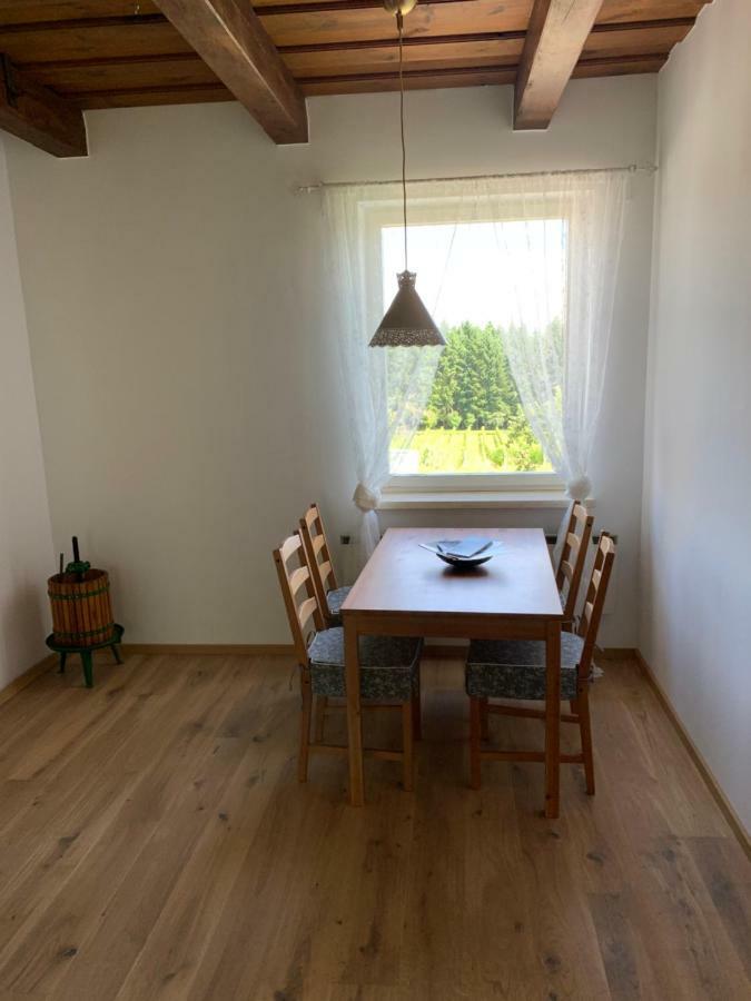 Apartment Urlaub Im Weingarten Winten (Burgenland)